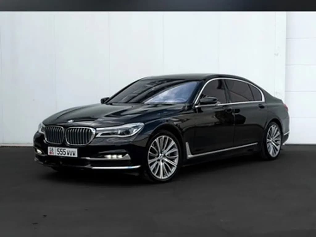 BMW 7 серии, 2018, с. Красная Речка