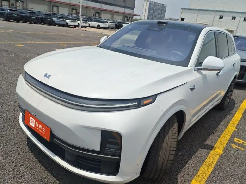 Li Auto (Lixiang) L7, 2025