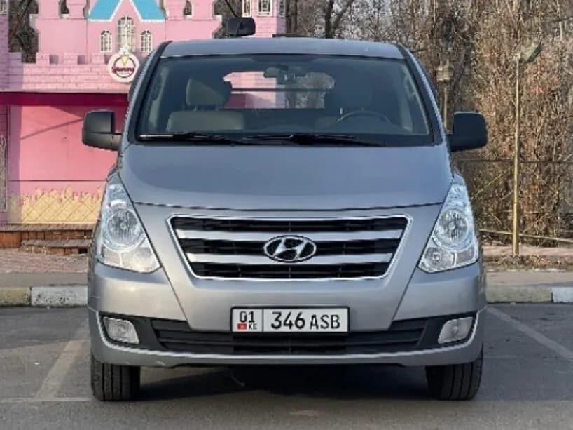 Hyundai H-1, 2017, Чолпон-Ата