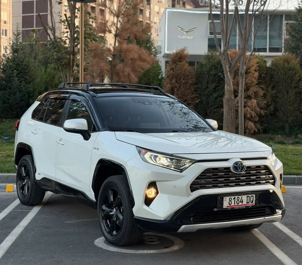 Toyota RAV4, 2020, Бишкек