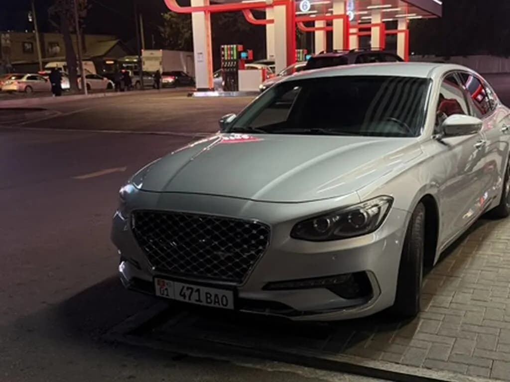 Hyundai Genesis, 2017, Unknown