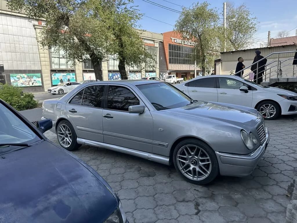 Mercedes-Benz E-Class, 2026, Unknown