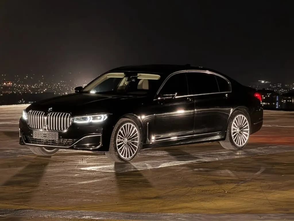 BMW 7 серии, 2019