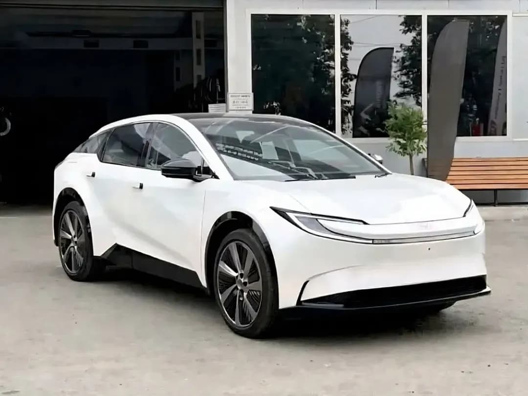 Toyota bZ5, 2026, Бишкек