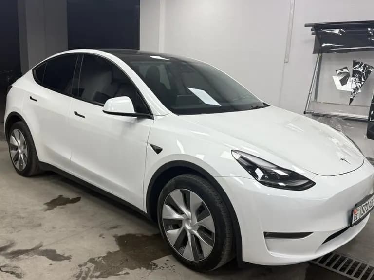 Tesla Model Y, 2023, Бишкек