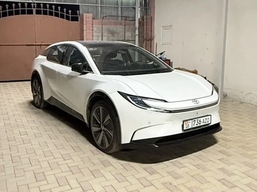 Toyota bZ5, 2026, Бишкек