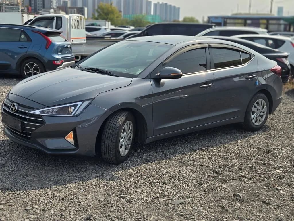 Hyundai Elantra, 2019