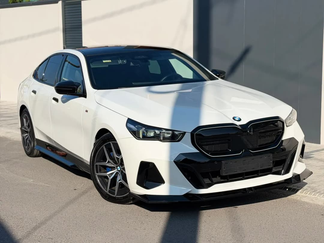 BMW 5 серии, 2023, Unknown