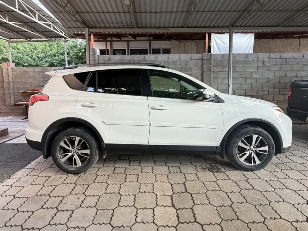 Toyota RAV4, 2018, Бишкек