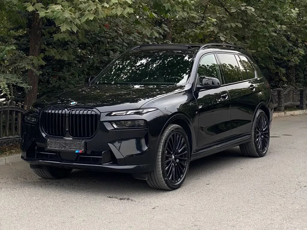 BMW X7, 2023, Бишкек