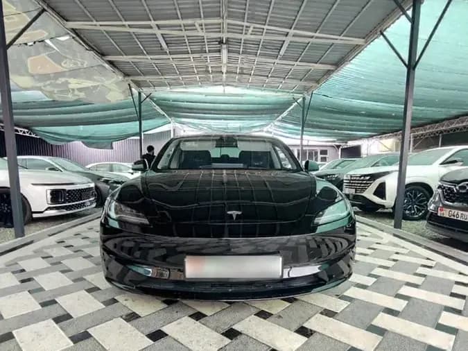 Tesla Model 3, 2025, Ош
