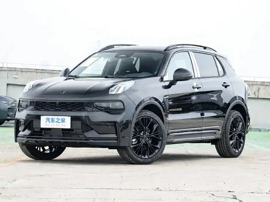 Lynk & Co 1 Lynk & Co 01 I Рестайлинг 2.0 AT, 2026, Китай