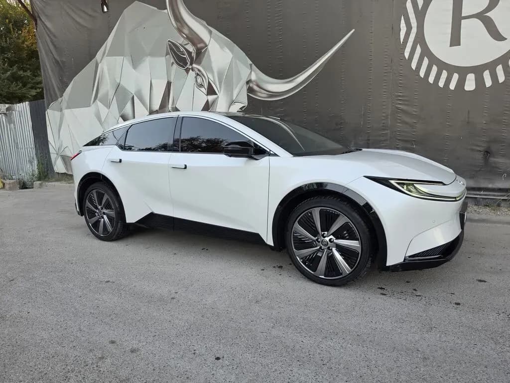 Toyota bZ5, 2025, Бишкек