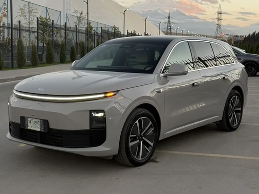 Li Auto (Lixiang) L6, 2024, Бишкек