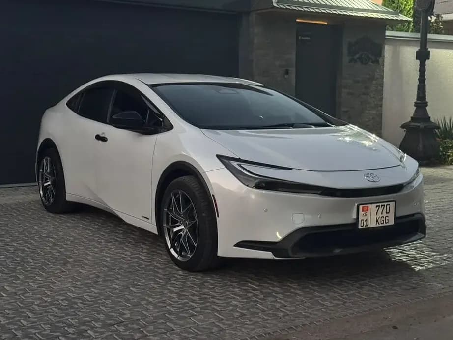 Toyota Prius, 2023, Бишкек