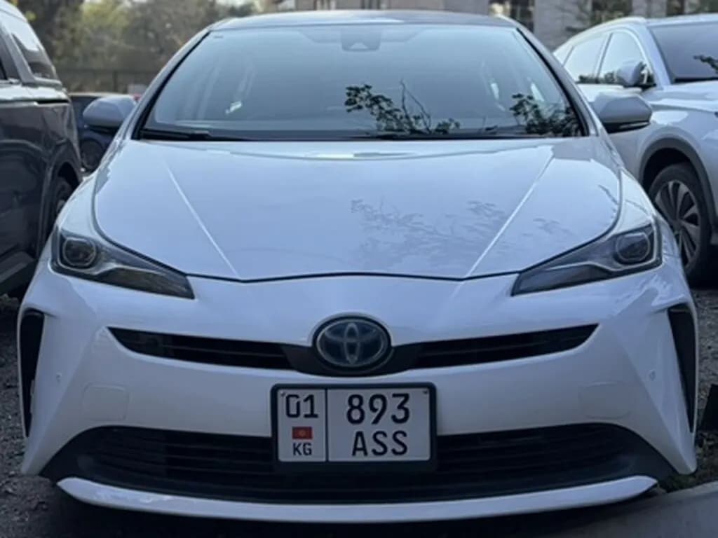 Toyota Prius, 2021, Unknown