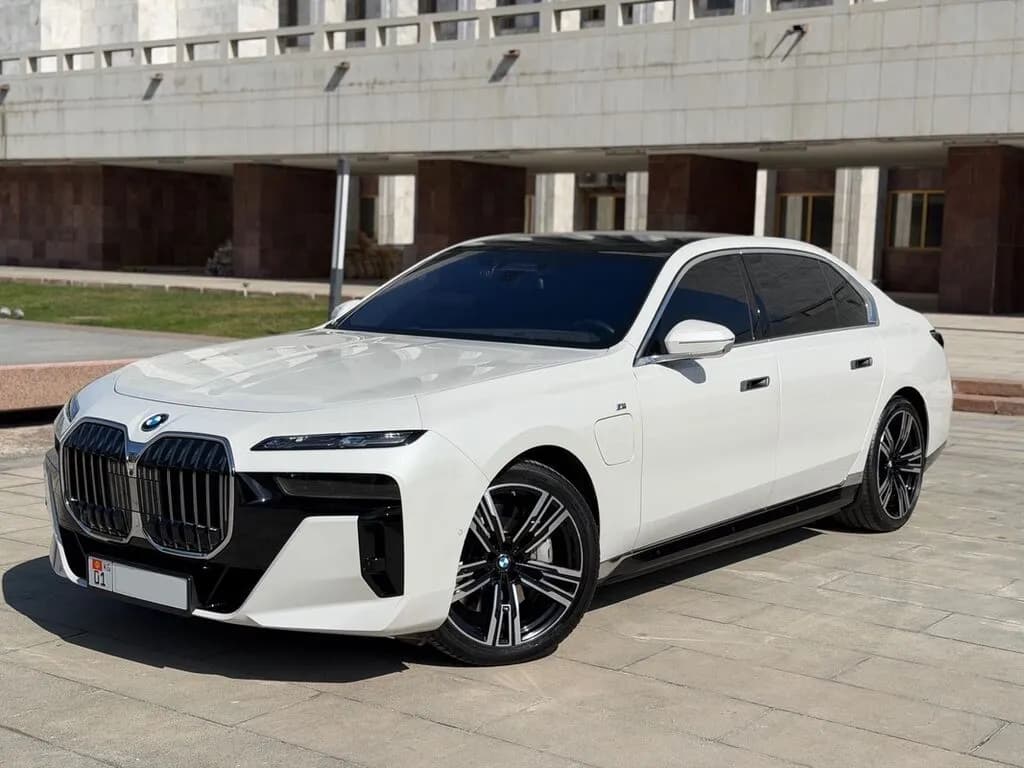 BMW 7 серии, 2025, Бишкек