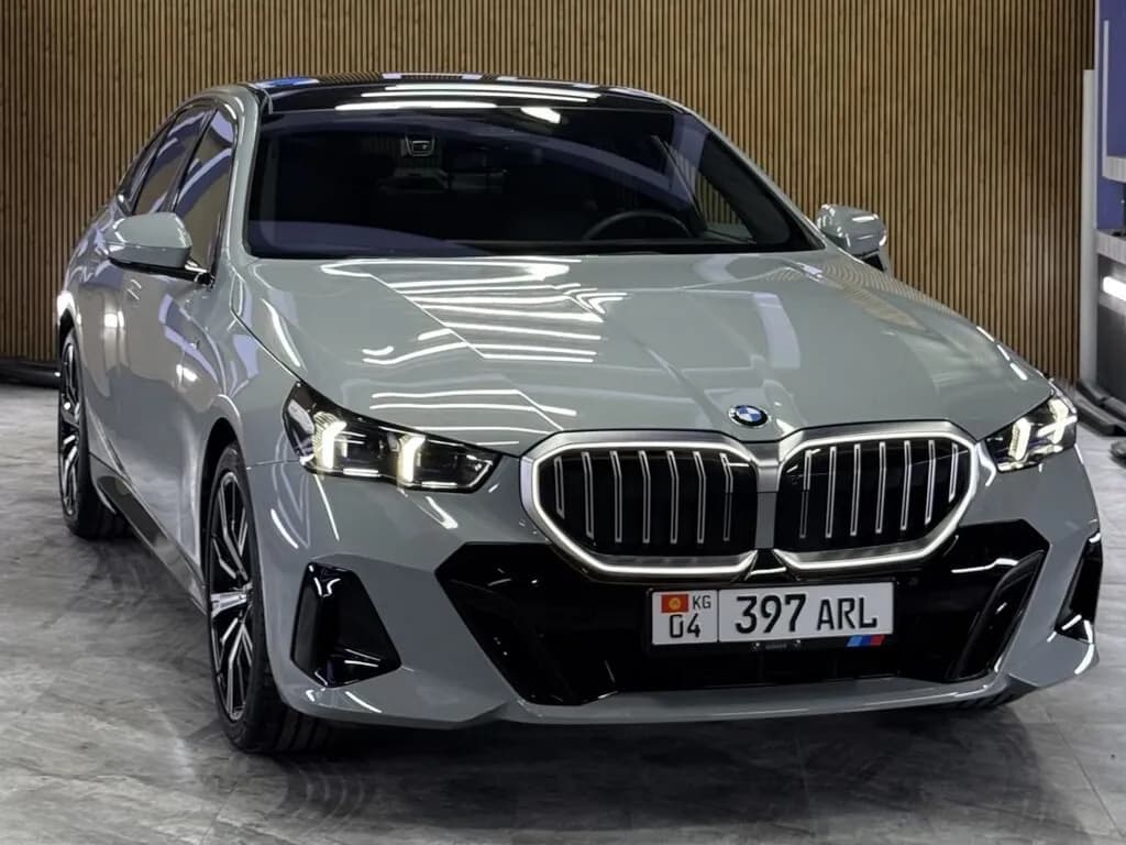 BMW 5 серии, 2025