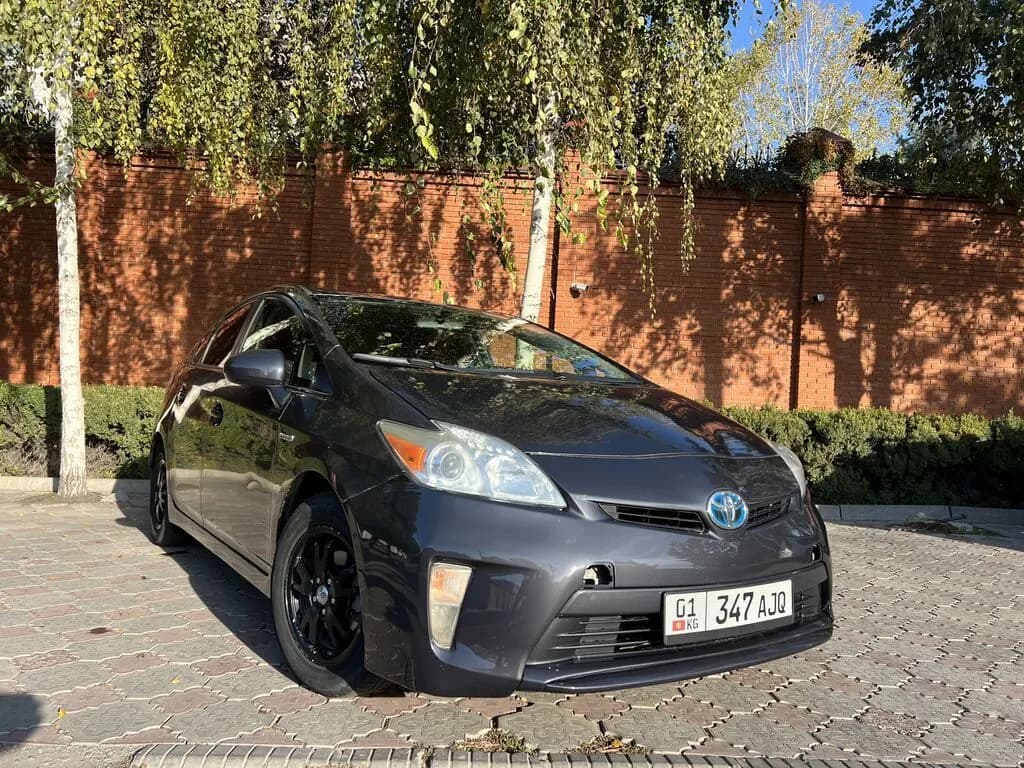 Toyota Prius, 2015, Бишкек
