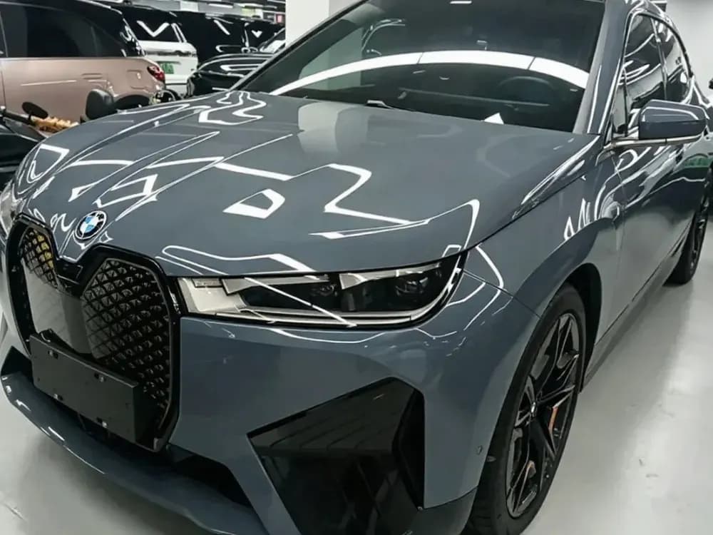 BMW iX, 2023, Китай