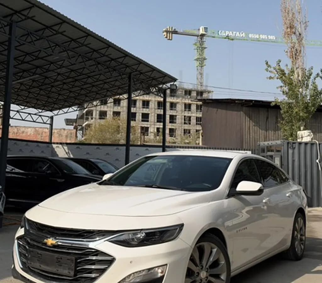 Chevrolet Malibu, 2021, Ош