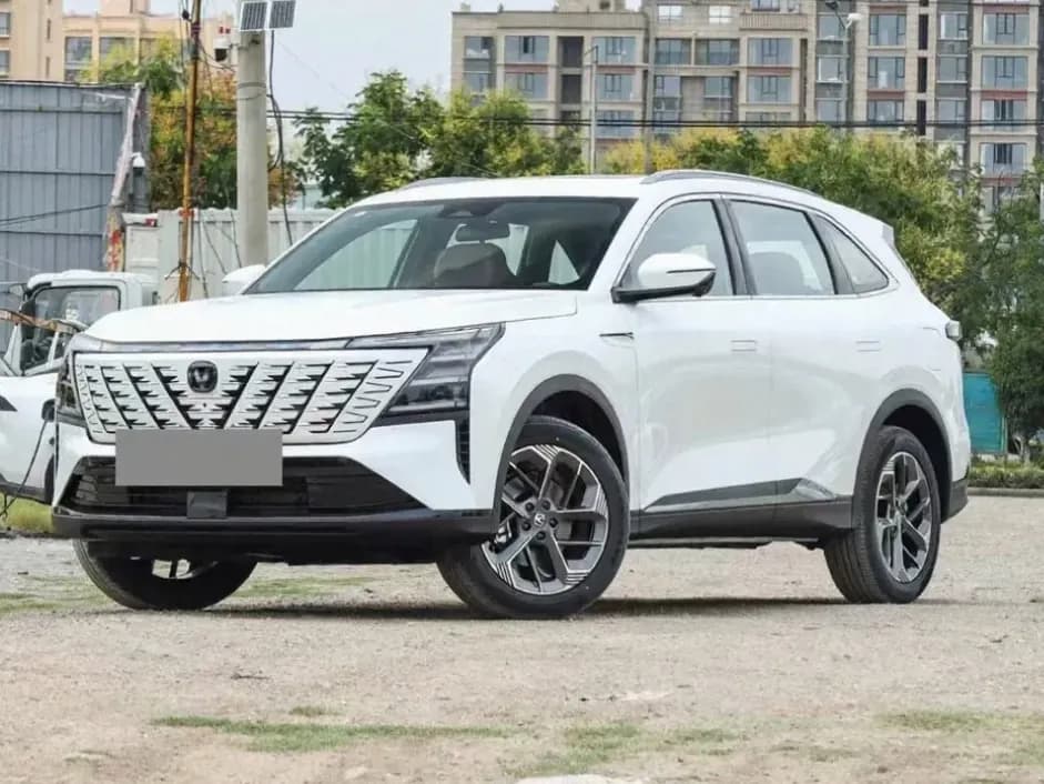 Changan CS75PLUS Changan CS75 Plus IV 1.5 AT, 2025, Китай