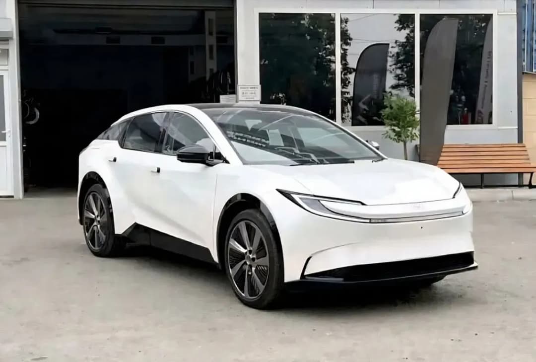 Toyota bZ5, 2026, Бишкек