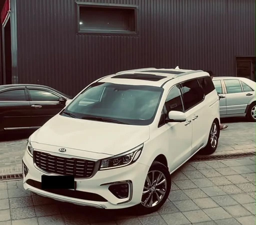 Kia Carnival, 2019, Unknown