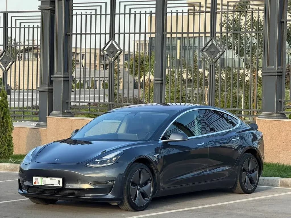 Tesla Model 3, 2018, Бишкек