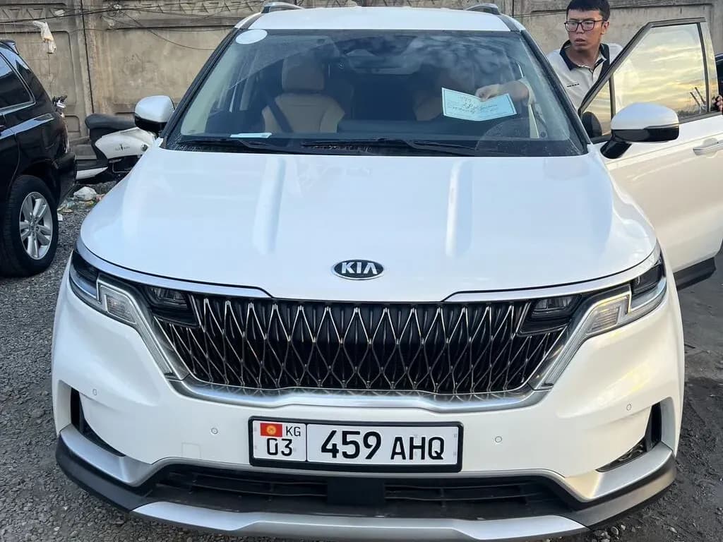 Kia Carnival, 2021, Бишкек