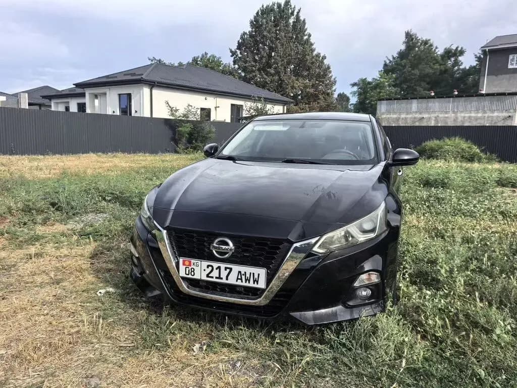 Nissan Altima, 2021, Unknown