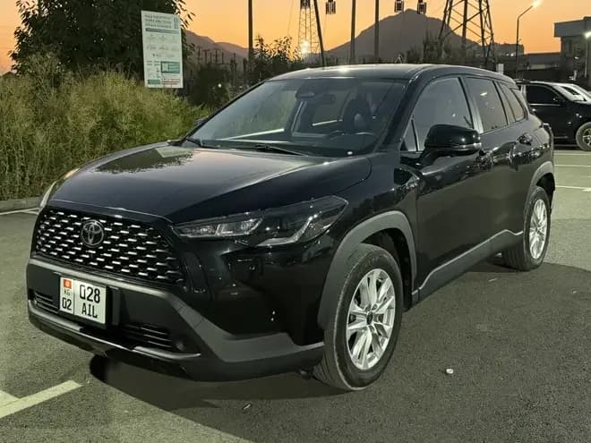 Toyota Corolla Cross, 2023, Ош