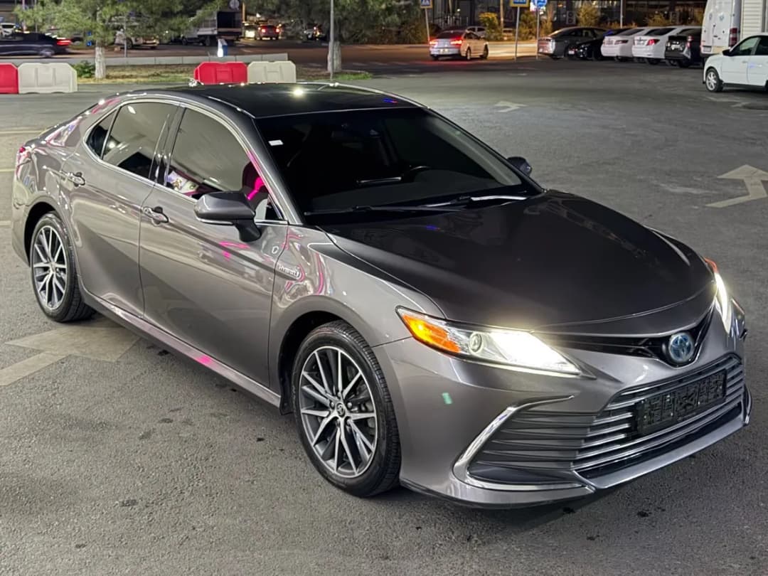 Toyota Camry, 2021, Unknown