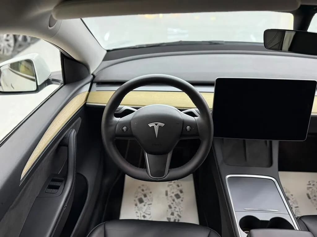 Tesla Model Y, 2023, Бишкек