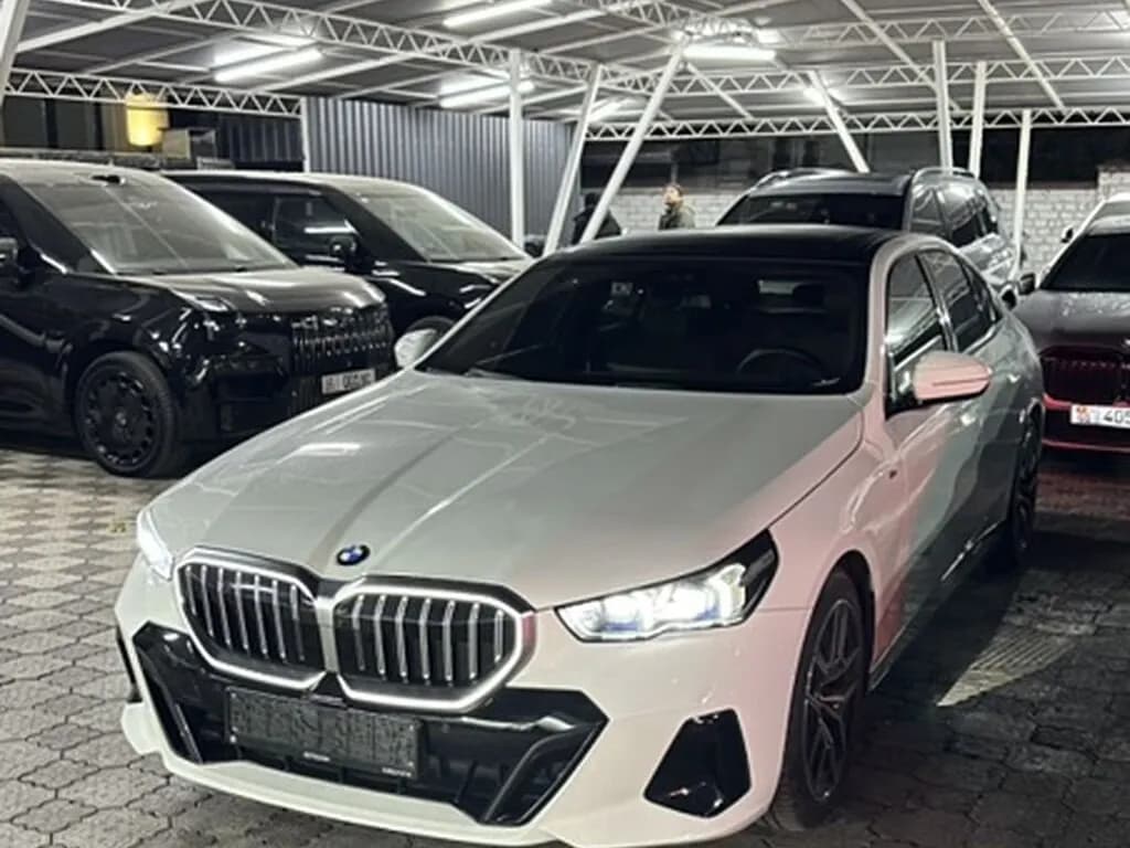 BMW 5 серии, 2024, Unknown