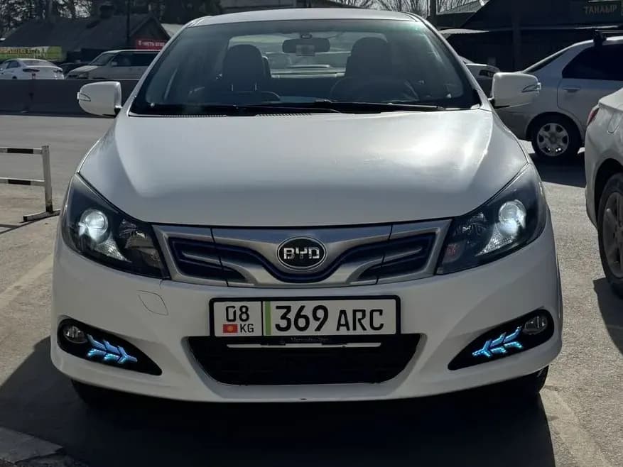 BYD E5, 2018, Unknown