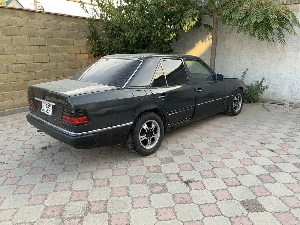 Mercedes-Benz W124, 2026, Бишкек