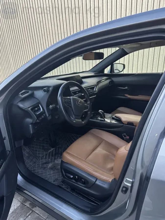 Lexus UX, 2022, Кара-Балта