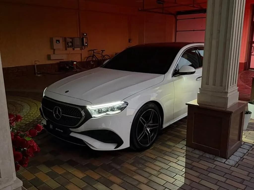 Mercedes-Benz E-Class, 2024, Ош