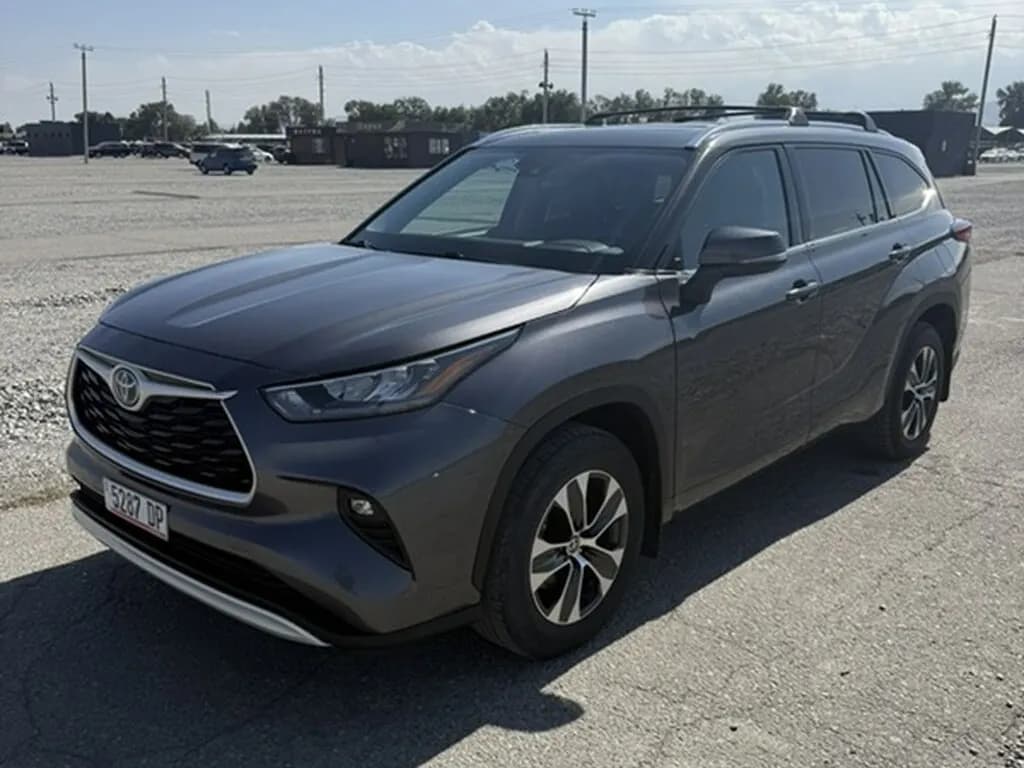 Toyota Highlander, 2021, Unknown