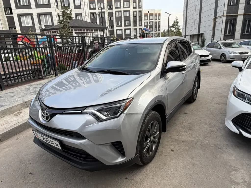Toyota RAV4, 2016, Бишкек