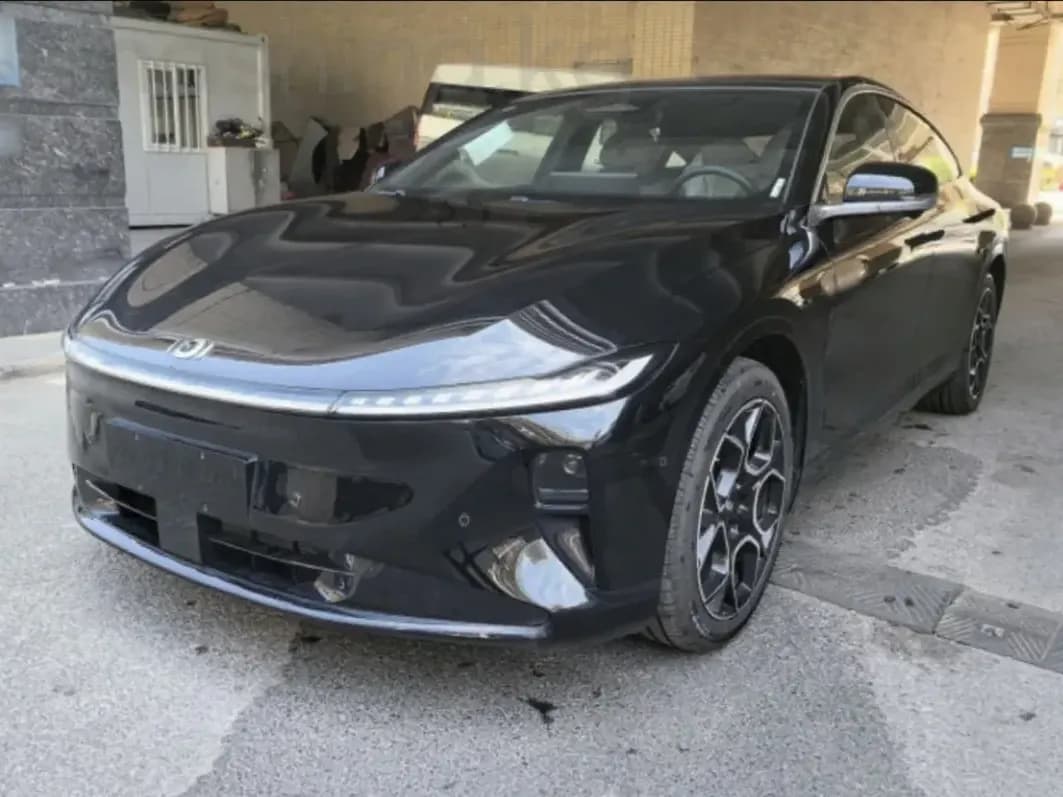 Changan Qiyuan A07, 2025, Китай