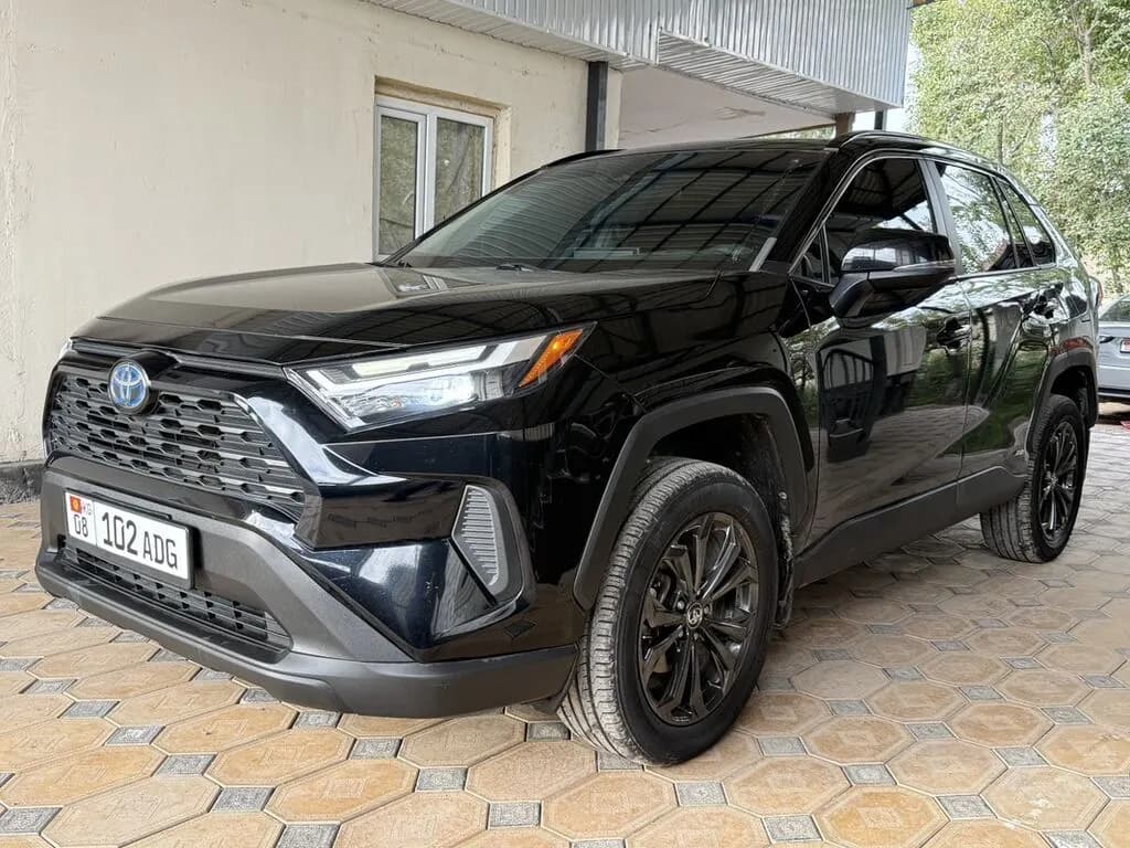 Toyota RAV4, 2022, Unknown