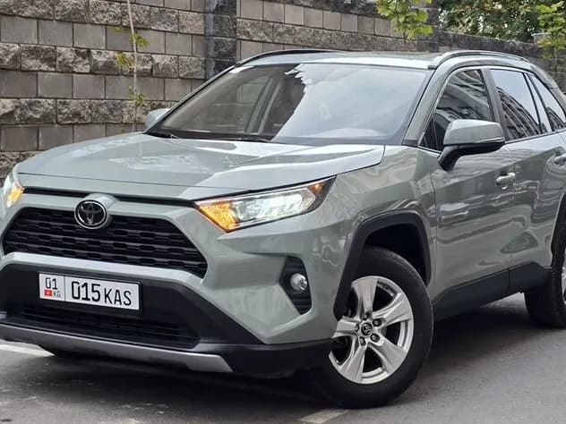 Toyota RAV4, 2019, Бишкек