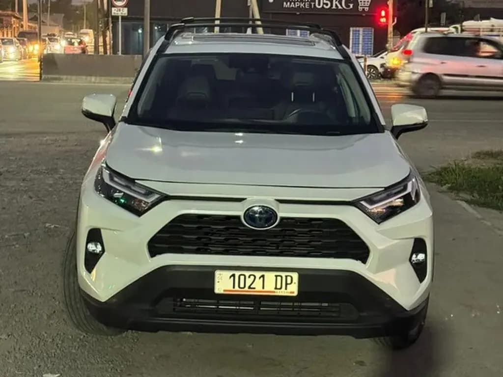 Toyota RAV4, 2022, Бишкек
