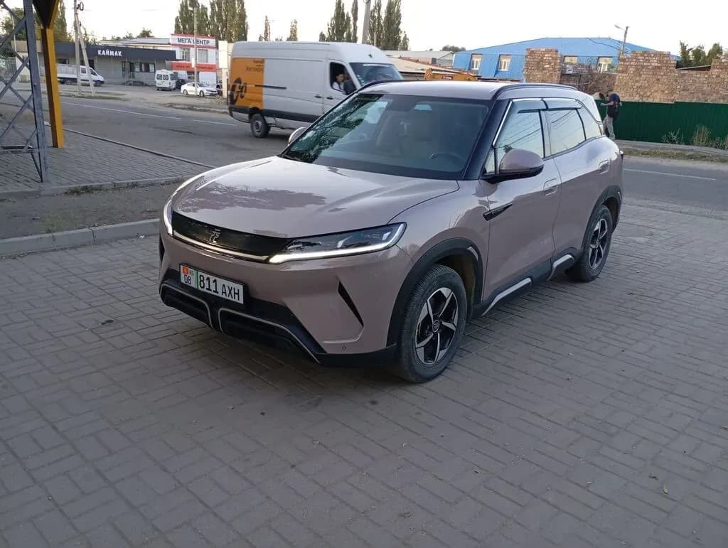 BYD Yuan Up, 2024, Unknown