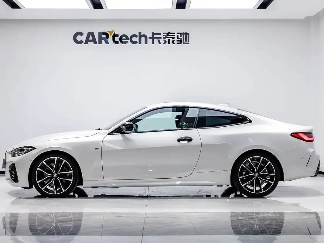 BMW M4, 2023, Китай