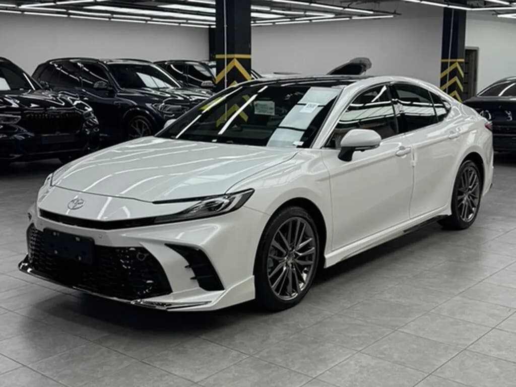 Toyota Camry, 2026