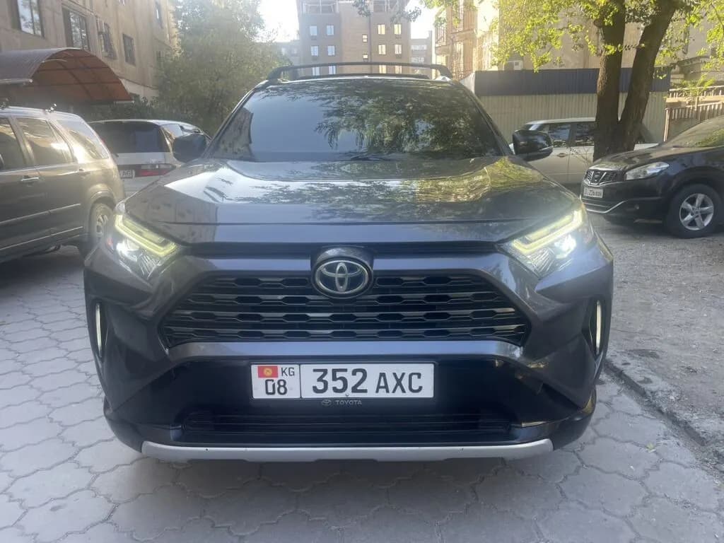 Toyota RAV4, 2022, Бишкек