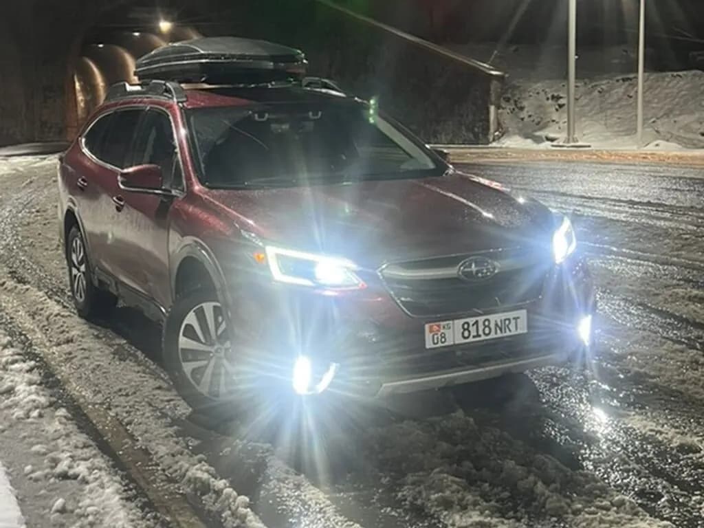 Subaru Outback, 2020, Unknown